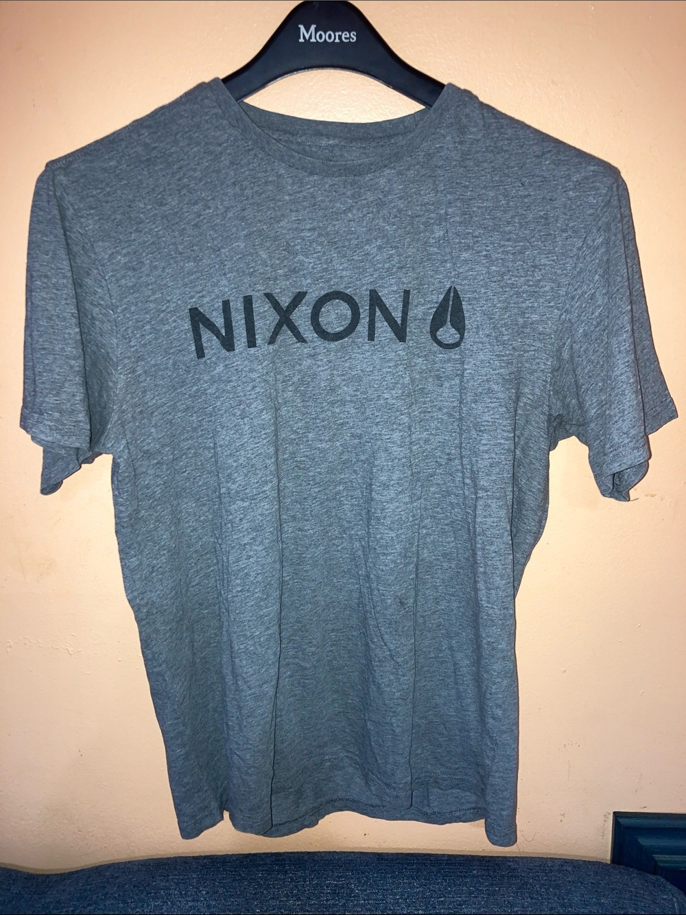 Nixon Men's Gray Short Sleeve Logo Tee